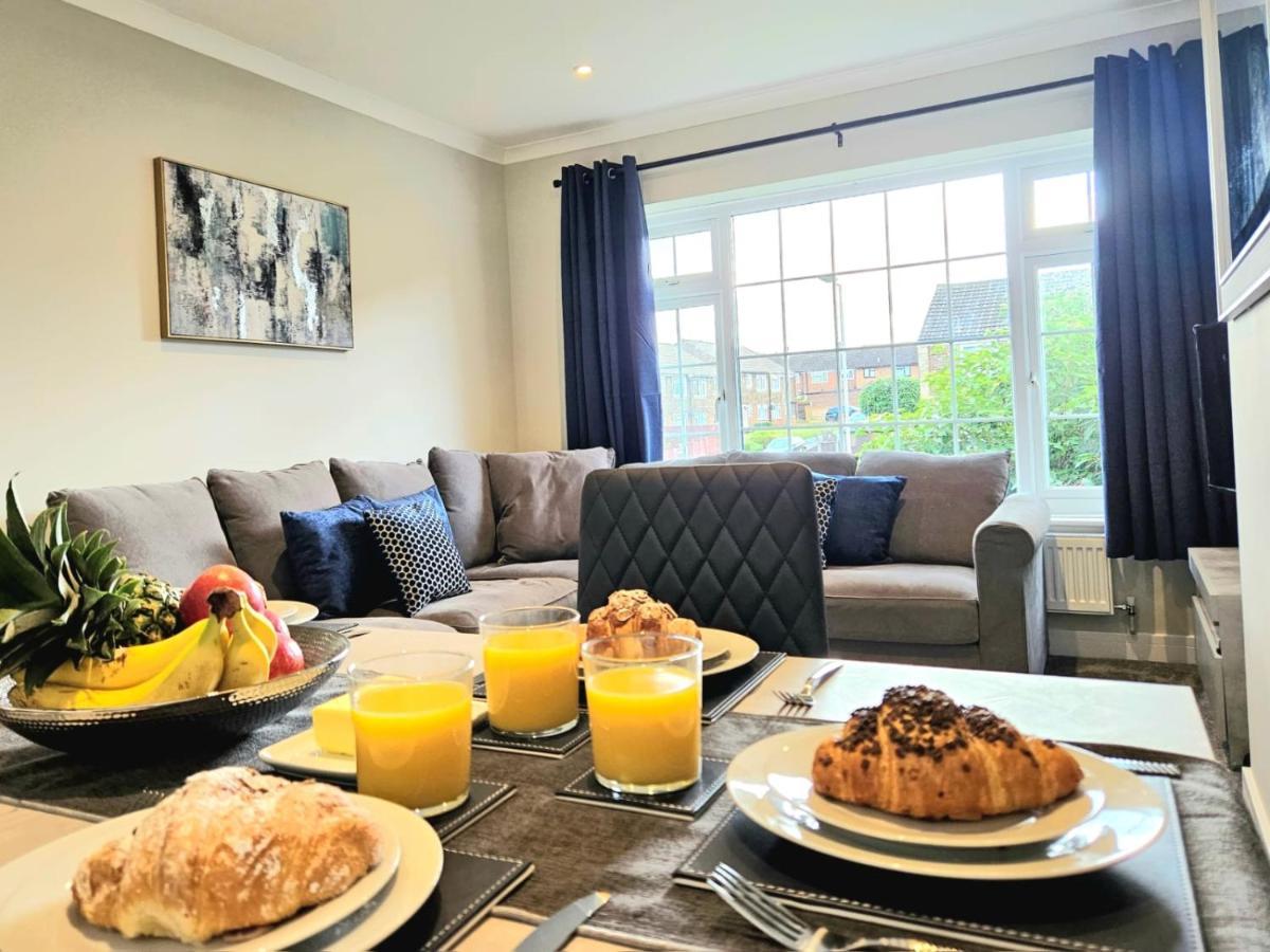 Potter'S Escape-Walking Distance From The Studios! Abbots Langley Exterior foto