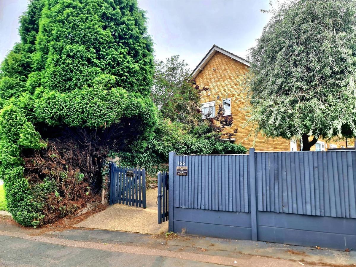 Potter'S Escape-Walking Distance From The Studios! Abbots Langley Exterior foto
